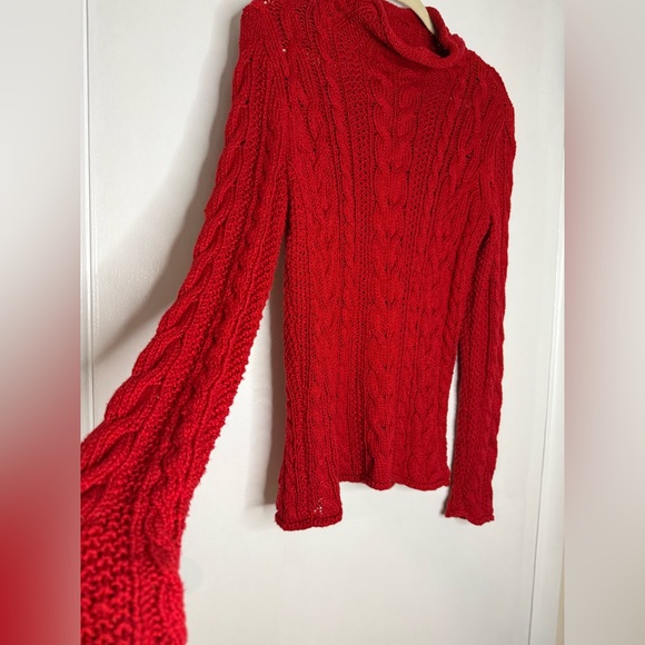 Women's Ralph Lauren Red Vintage Cable Knit Sweater - Picture 2 of 5